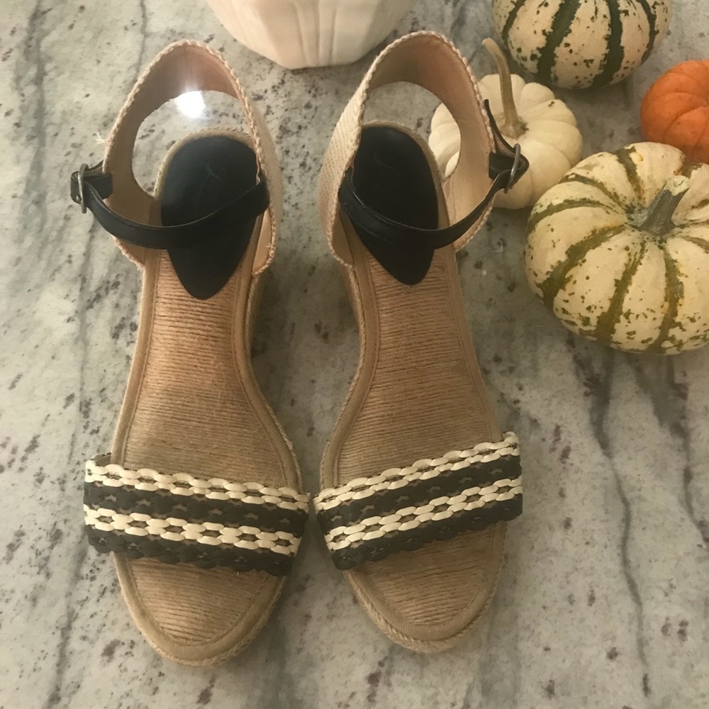Lucky Brand Sandals